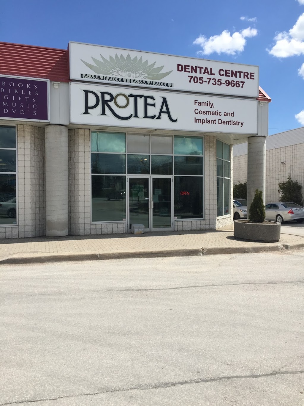 Protea Dental Centre | 505 Bryne Dr #7, Barrie, ON L4N 9P7, Canada | Phone: (705) 735-9667