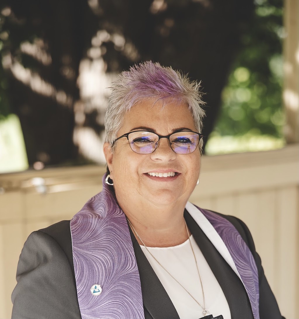 Le Nouveau Penser célébrant Manon LHérault | 5820 Bd Chauveau O, Québec, QC G2E 4C2, Canada | Phone: (418) 877-6987