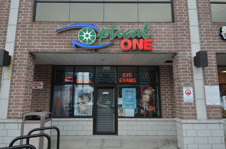 Optical One | 373 Steeles Ave W #102, Brampton, ON L6Y 0P8, Canada | Phone: (905) 455-0752