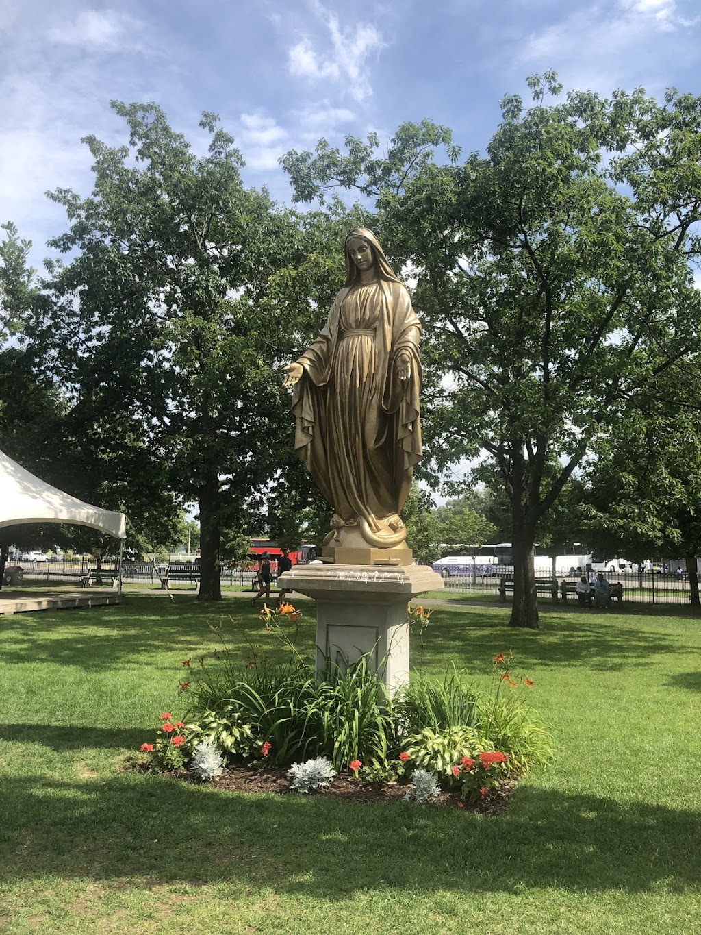 Saint-Louis de-Courville Church | 2315 Ave Royale, Quebec City, QC G1C 1R1, Canada | Phone: (418) 663-9875