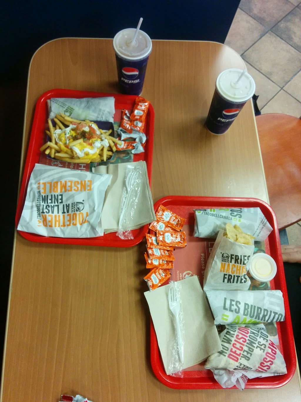 Taco Bell | 5322 Dundas St W, Etobicoke, ON M9B 1B3, Canada | Phone: (416) 233-3159