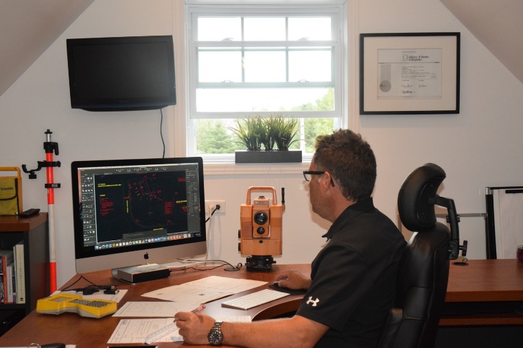 Ingenotech Qc Inc | 3335 Rue de la Rocaille, Sherbrooke, QC J1N 4K7, Canada | Phone: (844) 905-8324