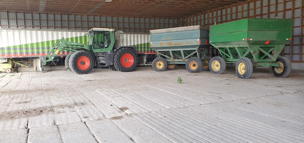 W. Charlot Grains | 4151 Lorne Ave W, Stratford, ON N5A 6S4, Canada | Phone: (519) 273-3771