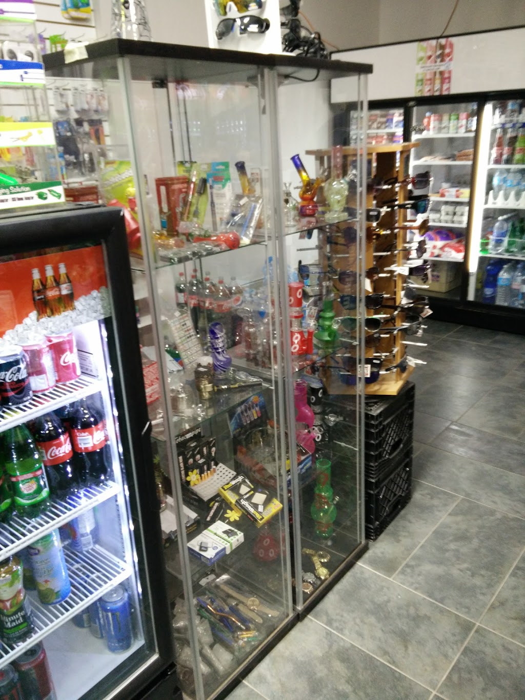 GEORGES CONVENIENCE | 9980 Kennedy Rd, Markham, ON L6C 1K4, Canada | Phone: (905) 534-8448