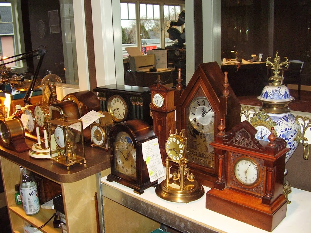 Mareks Watch and Clock Repair | 238 Kingfisher Pl, Lake Cowichan, BC V0R 2G0, Canada | Phone: (250) 858-6625