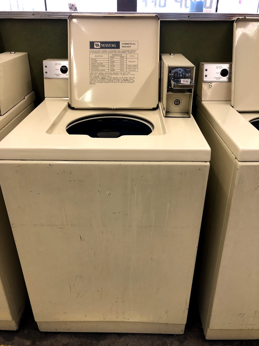 West Fair Laundry | 5265 Victoria Dr, Vancouver, BC V5P 3V4, Canada | Phone: (604) 324-4112