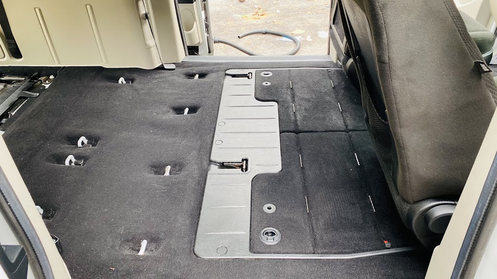 Square car detailing | 10 Curtiss Ct, Barrie, ON L4M 2M7, Canada | Phone: (647) 803-4476