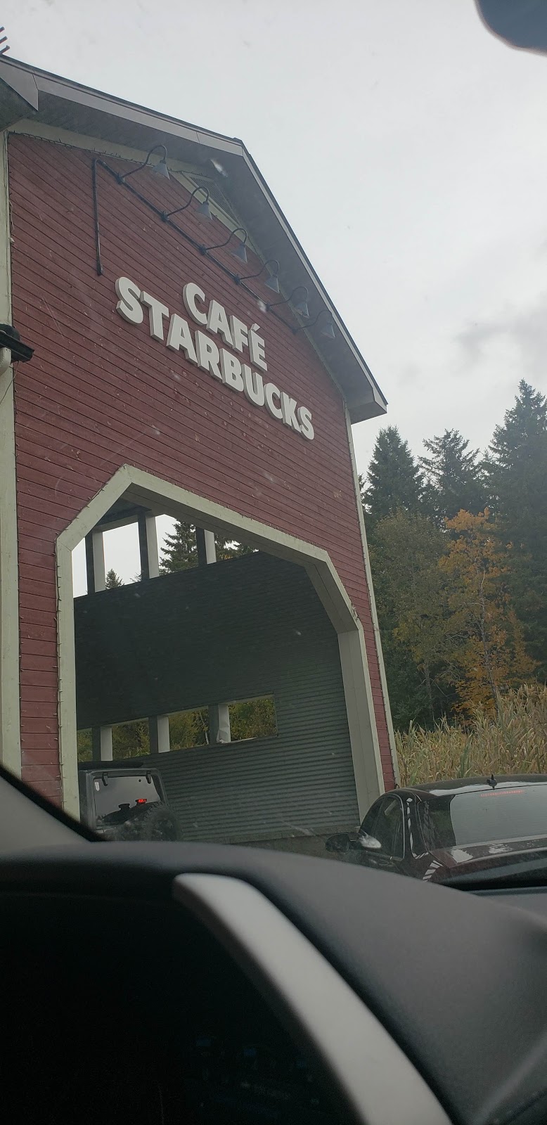 Factoreries Tremblant | 2555 Rue De LAulnaie, Mont-Tremblant, QC J8E 0E5, Canada | Phone: (514) 354-5920