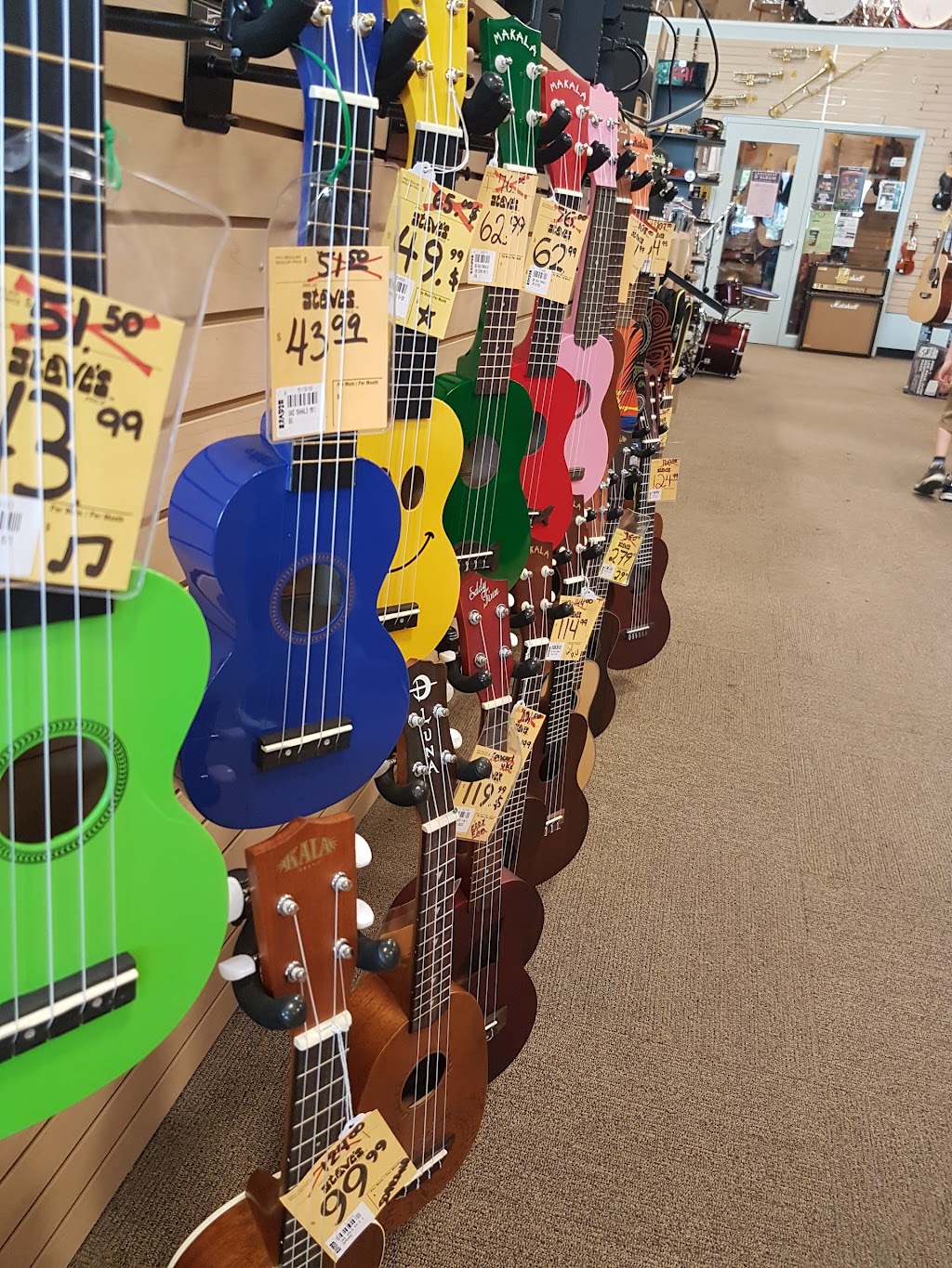 Steves Music Store | 61 Bd Brunswick, Dollard-des-Ormeaux, QC H9B 2N4, Canada | Phone: (514) 787-1628