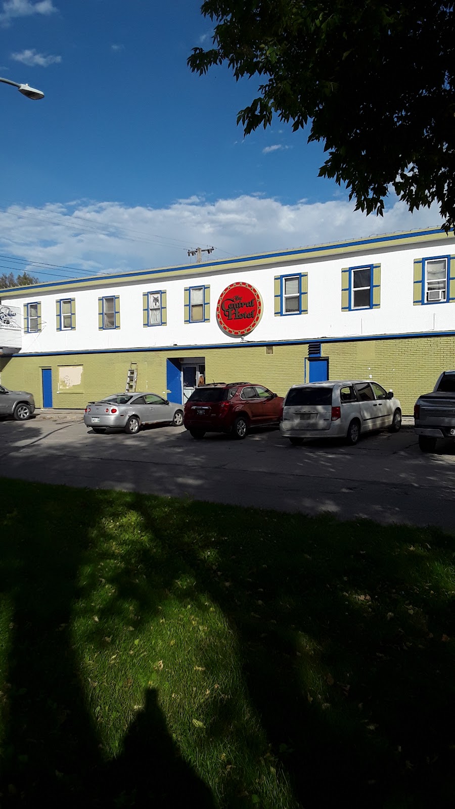 Niakwa Pizza Transcona | 201 Melrose Ave E, Winnipeg, MB R2C 0B1, Canada | Phone: (204) 777-1990