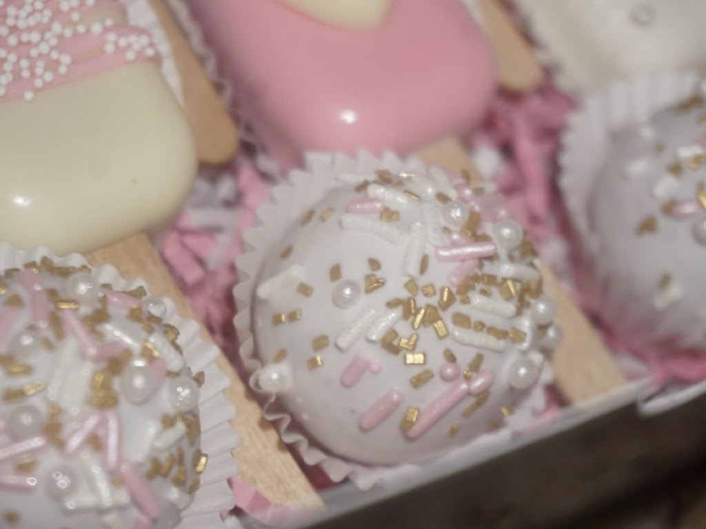 Yummy Krispie Treats | 128 Warwick Crescent, Newmarket, ON L3X 2M7, Canada | Phone: (647) 803-5177