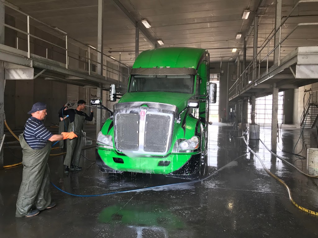 Prairie Power Wash | 2610 11th St W, Saskatoon, SK S7M 1J6, Canada | Phone: (306) 934-9500