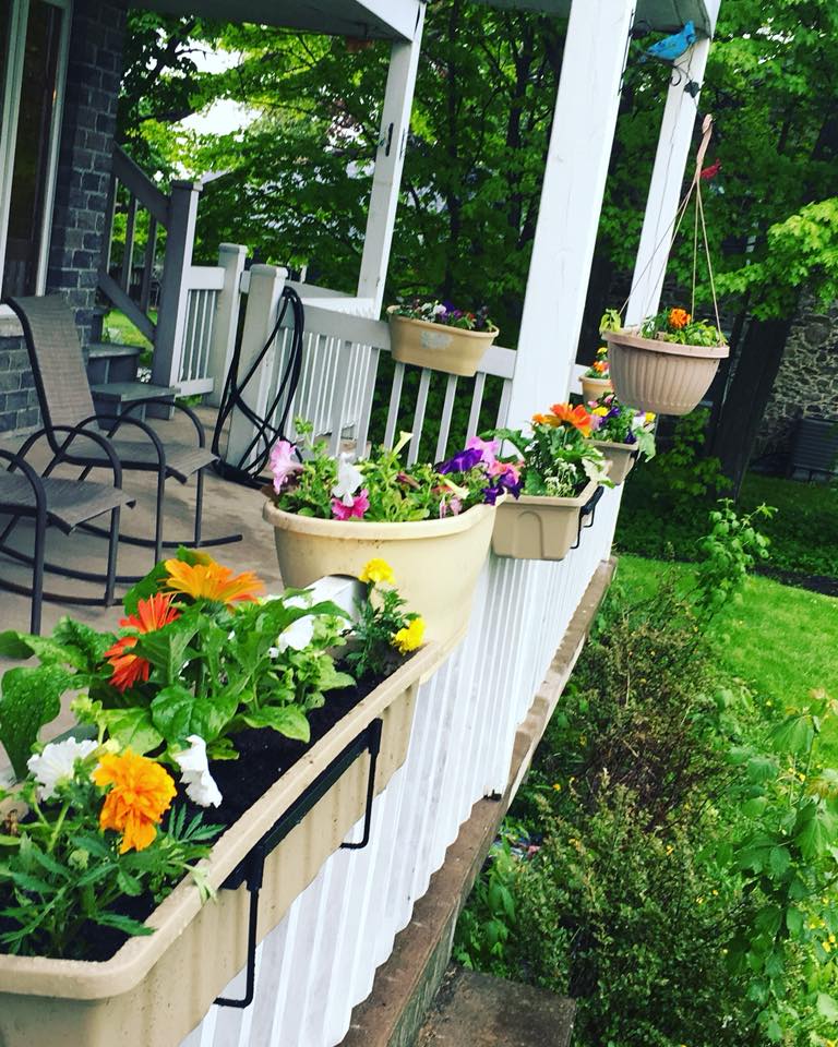 Résidence Dunham | 3688 Rue Principale, Dunham, QC J0E 1M0, Canada | Phone: (450) 295-2828