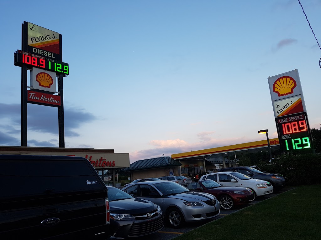 Flying J Truck Stop | 569 Rue Principale, Sainte-Hélène-de-Bagot, QC J0H 1M0, Canada | Phone: (450) 791-2232