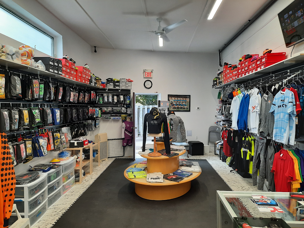 FC Sports Soocer-Goalkeeper Gloves Canada | 651 Chamberlain St Unit #3, Peterborough, ON K9J 4L9, Canada | Phone: (705) 741-4236