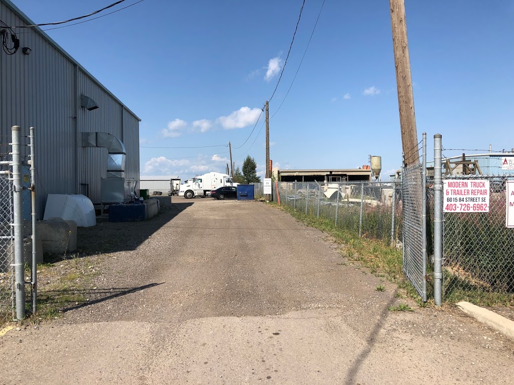 Modern Truck and Trailer Reapir Ltd. | 6015 84 St SE, Calgary, AB T2C 4S1, Canada | Phone: (403) 726-6962
