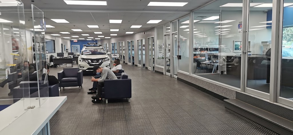 Entrepôt Auto Durocher | 2160 Bd Dagenais O, Laval, QC H7L 5X9, Canada | Phone: (866) 484-8644