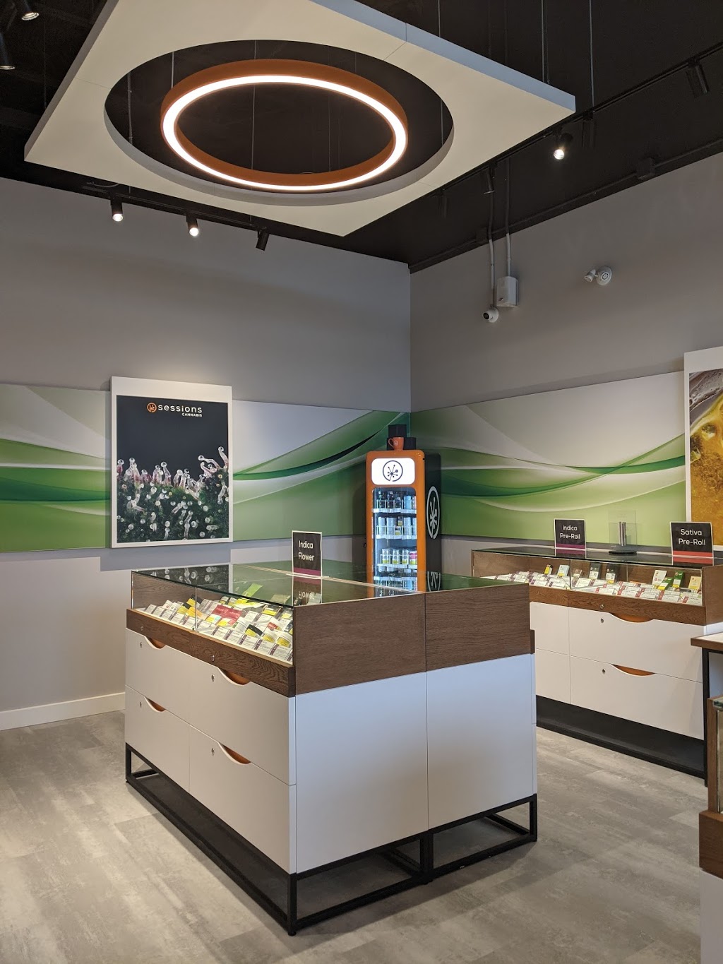 Sessions Cannabis Orillia | 30 Diana Dr, Orillia, ON L3V 6H2, Canada | Phone: (705) 325-7000