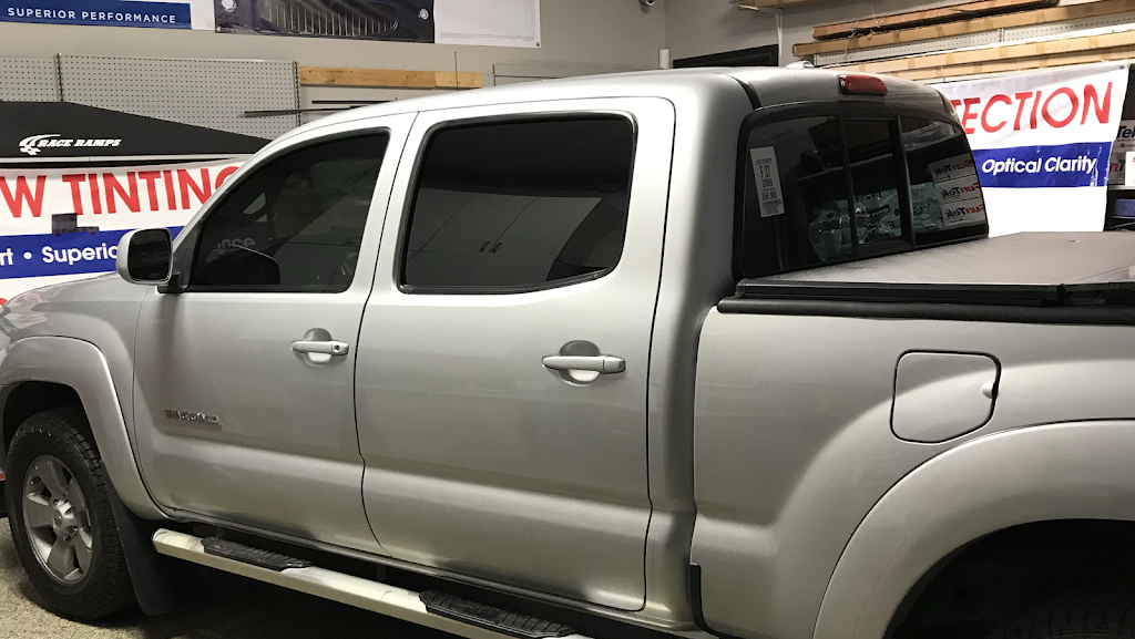 T4TINT | 958 St Laurent Blvd, Ottawa, ON K1K 3B3, Canada | Phone: (613) 875-4429