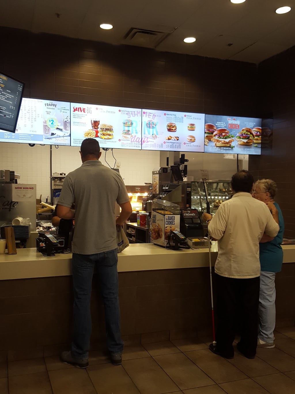 McDonalds | 1212 37 St SW, Calgary, AB T3C 1S3, Canada | Phone: (403) 686-6579