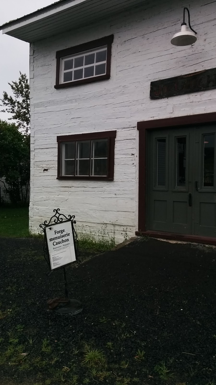 Forge Menuiserie Cauchon | 323 Chem. de la Vallée, La Malbaie, QC G5A 1B8, Canada | Phone: (418) 665-2160