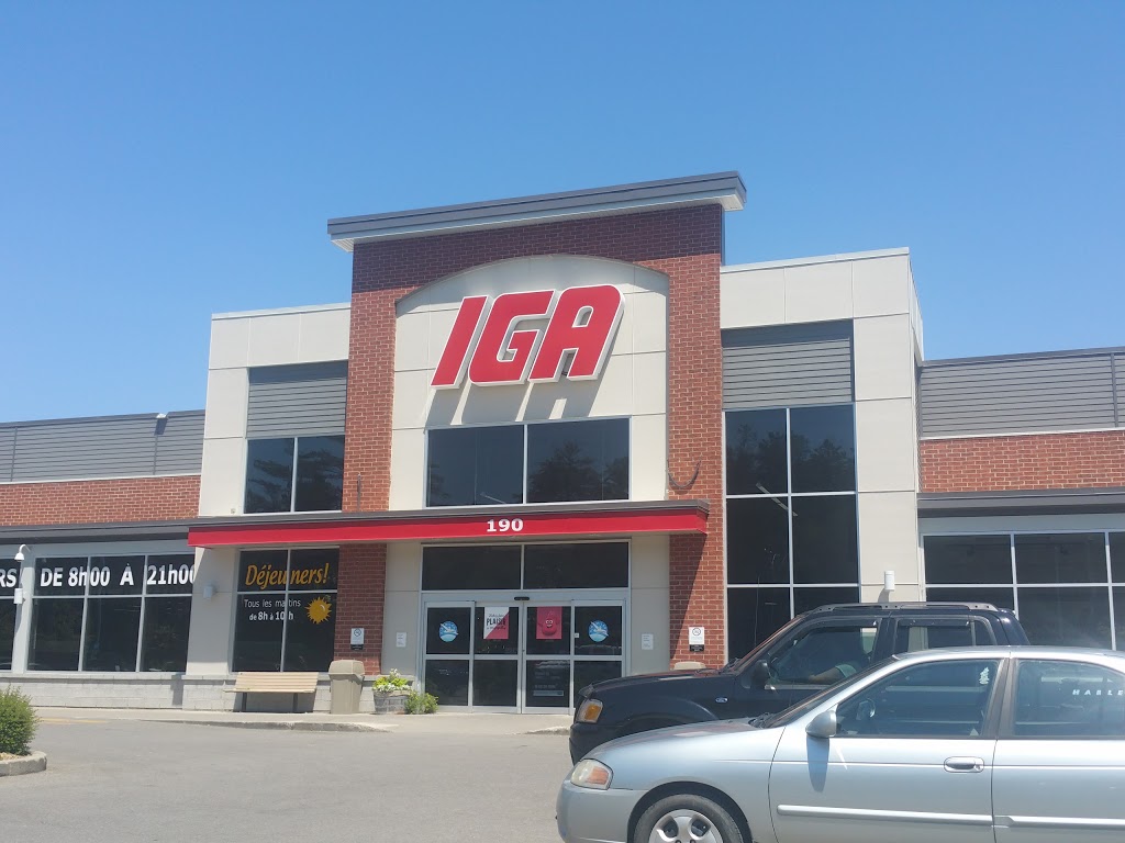 IGA Supermarket J.C. Bédard Ltd. | 190 Rue du Collège, Pont-Rouge, QC G3H 0C6, Canada | Phone: (418) 873-2415