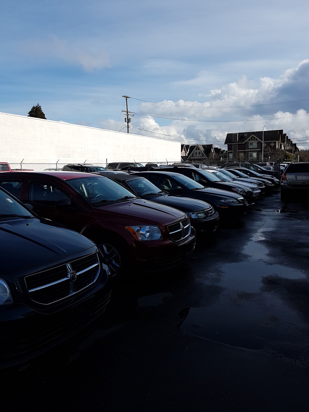 TALA AUTO SELECT | 18 Duncan St, New Westminster, BC V3M 5G3, Canada | Phone: (604) 357-3081