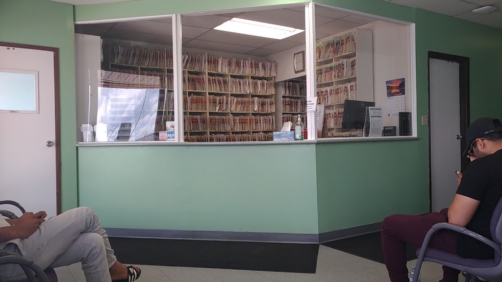 RKM Medical Clinic | 1030 Keewatin St #14, Winnipeg, MB R2R 2E2, Canada | Phone: (204) 697-0334