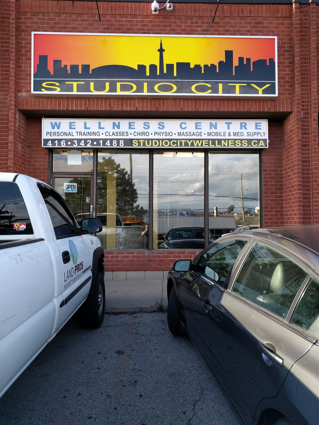 Studio City Wellness Centre | 4000 Steeles Ave W #18, Woodbridge, ON L4L 4V9, Canada | Phone: (416) 342-1488
