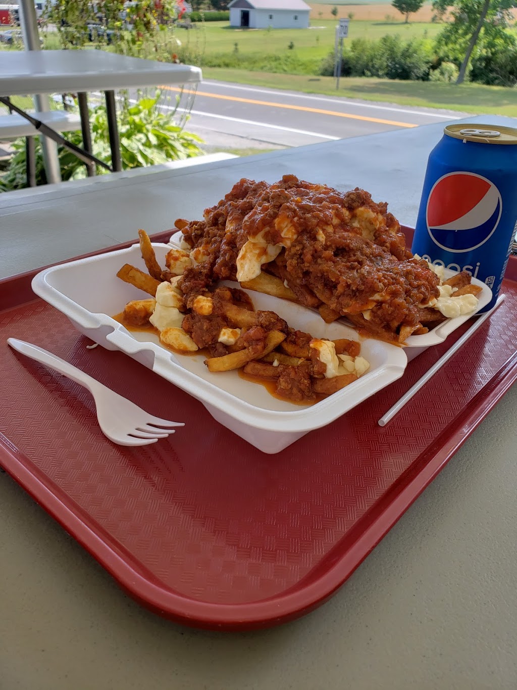 Casse-Croute Naly Enr | 1749 St-Georges E, Saint-Bernard, QC G0S 2G0, Canada | Phone: (418) 475-4013