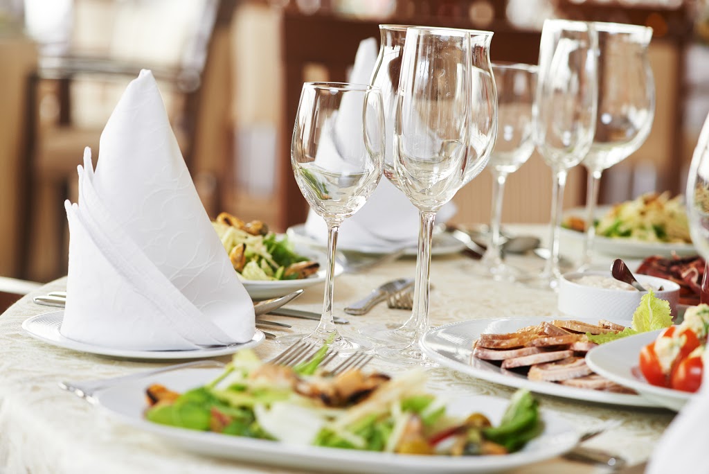 Mr. & Mrs. Catering Service | 460 Oliver St, North Tonawanda, NY 14120, USA | Phone: (716) 695-2855
