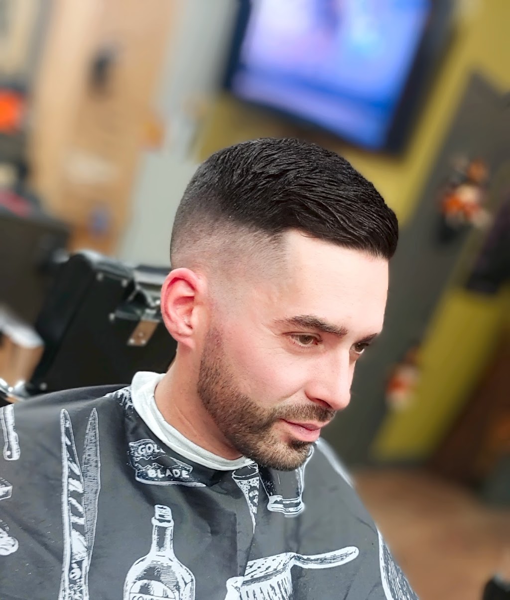 Fiore barbier | 1056 Avenue St Luc, Mascouche, QC J7K 3A4, Canada | Phone: (438) 345-1796