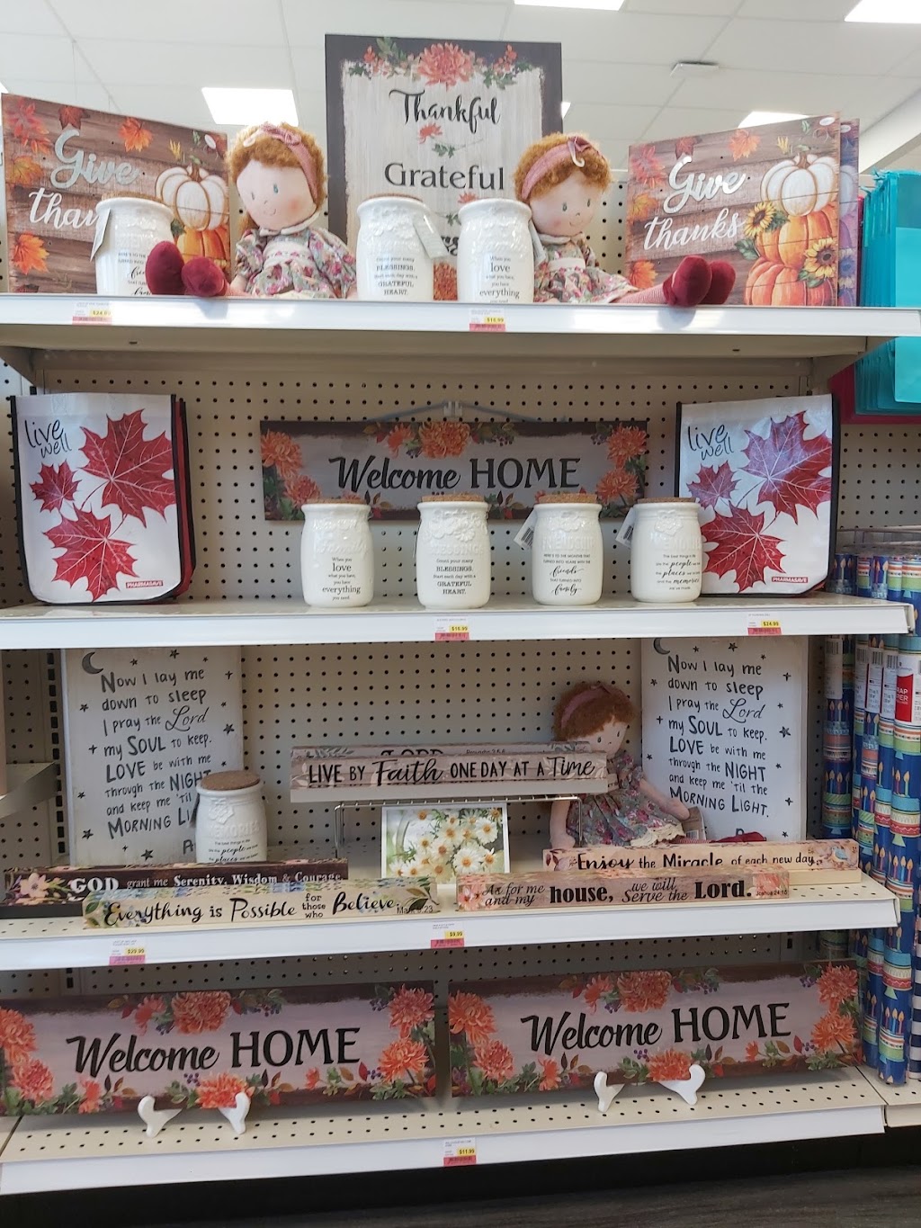 Pharmasave Sylvan Lake | 10 Pelican Pl #110, Sylvan Lake, AB T4S 1K2, Canada | Phone: (403) 864-5192