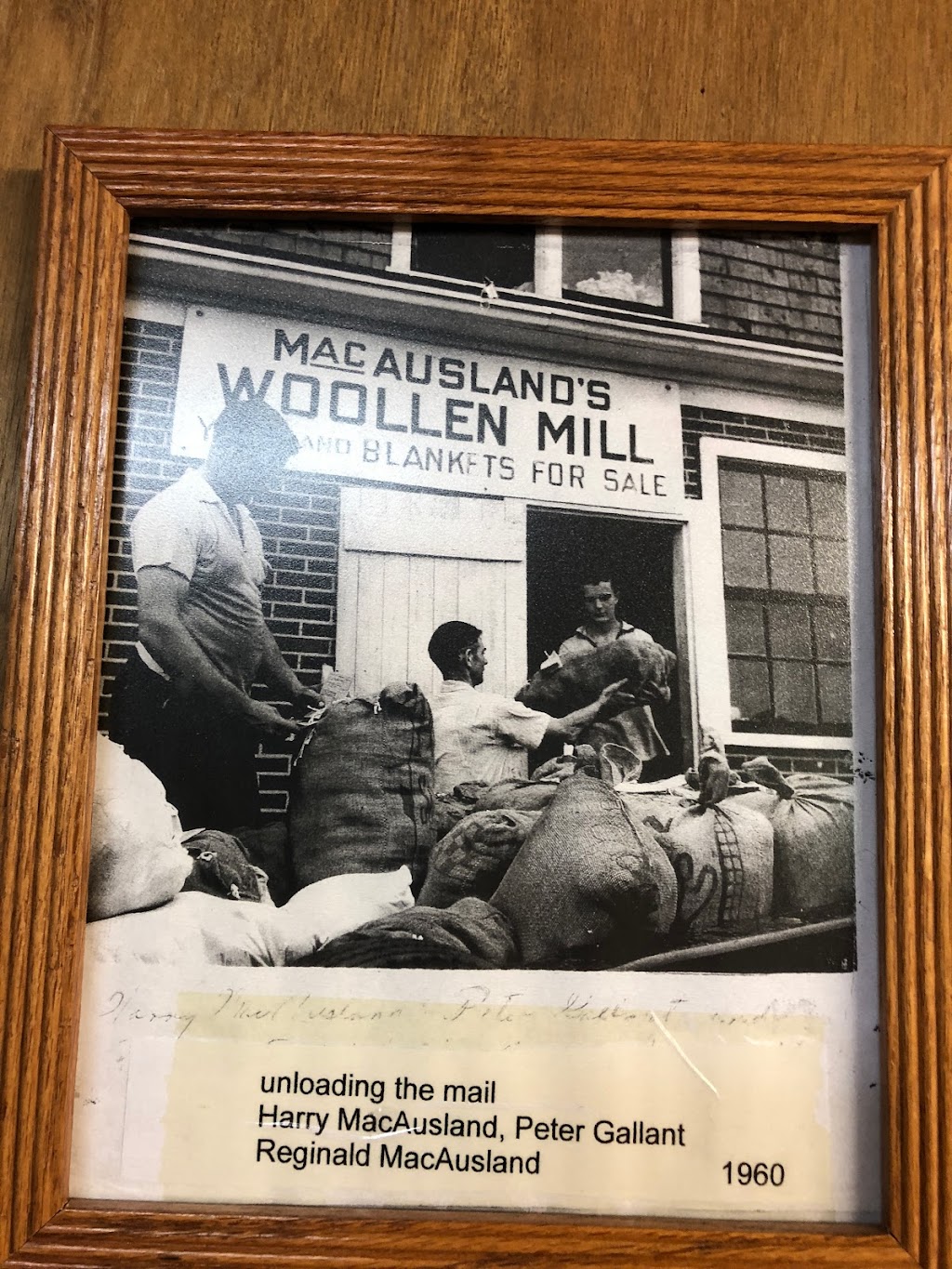 MacAuslands Woollen Mills | 38317 PE-2, Bloomfield, PE C0B 1E0, Canada | Phone: (902) 859-3005