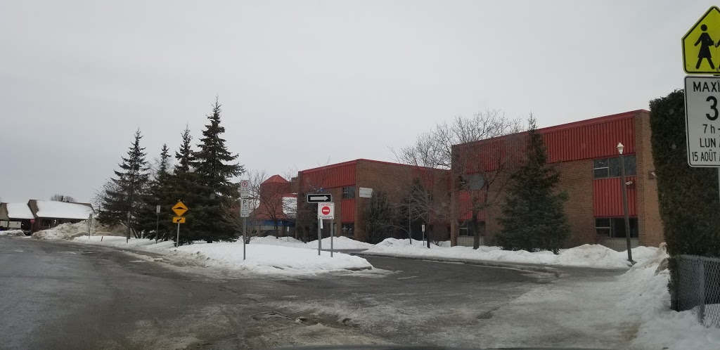École LOiseau-Bleu | 184 Rue Nelligan, Gatineau, QC J8T 6J9, Canada | Phone: (819) 568-2101