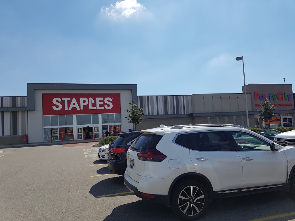 Staples Woodbridge | 67 Colossus Dr Unit D30, Woodbridge, ON L4L 9J8, Canada | Phone: (905) 856-6588