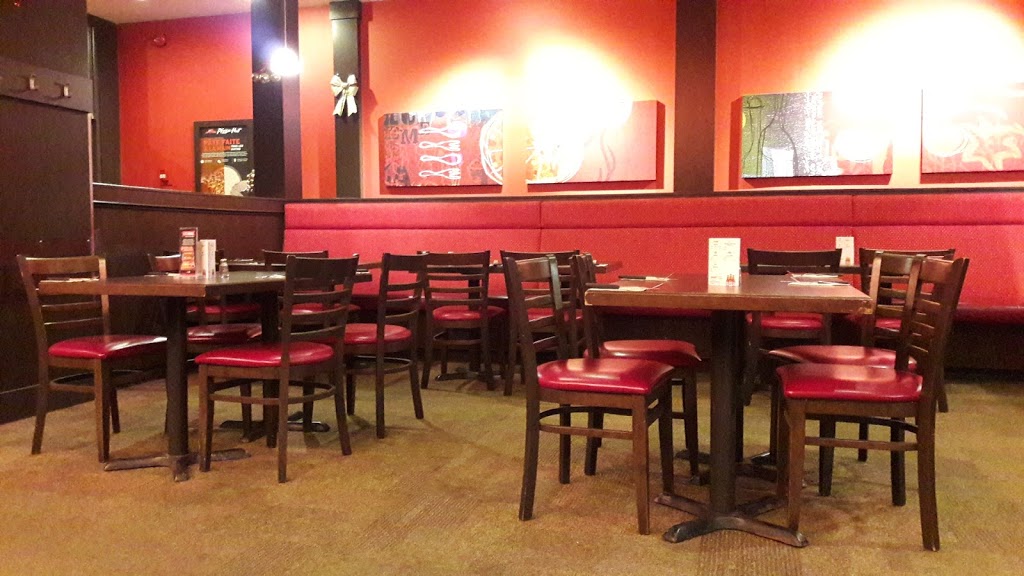 Pizza Hut | 7551 Boulevard Newman, LaSalle, QC H8N 1X3, Canada | Phone: (514) 595-3944