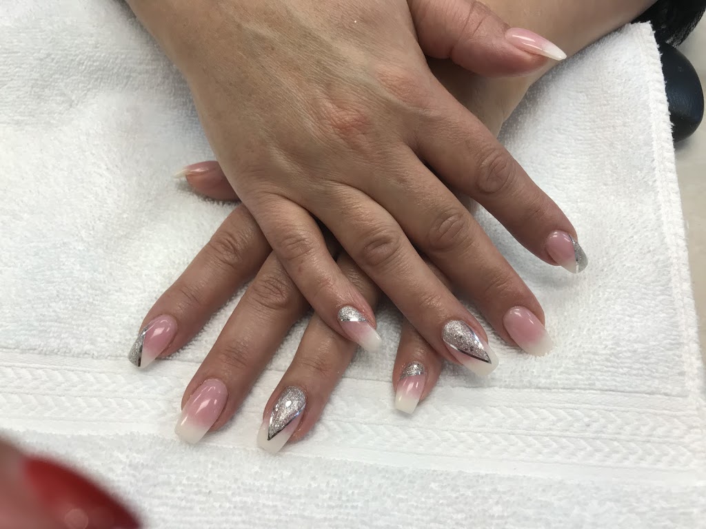 Lennys Nails | 131 Martin Grove Rd, Etobicoke, ON M9B 4K8, Canada | Phone: (416) 233-6761