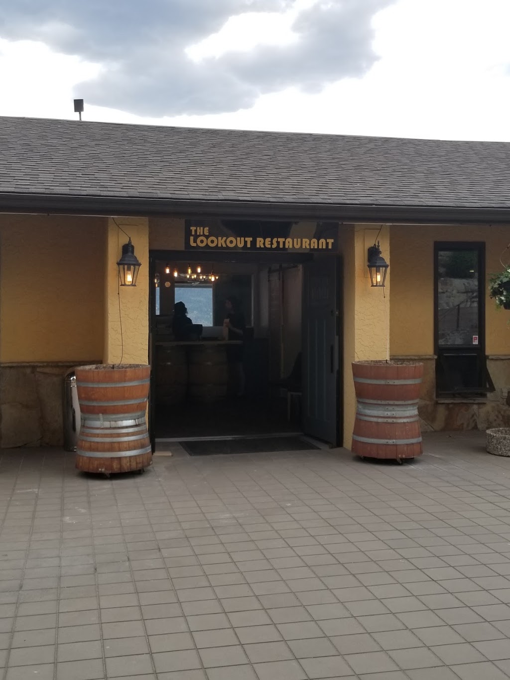 The Lookout Restaurant at Gray Monk | 1055 Camp Rd, Lake Country, BC V4V 2H4, Canada | Phone: (250) 766-3168