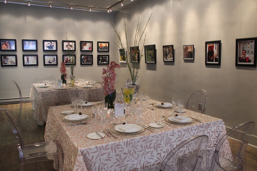URBAN GALLERY | 400 Queen St E, Toronto, ON M5A 1T3, Canada | Phone: (647) 460-1278