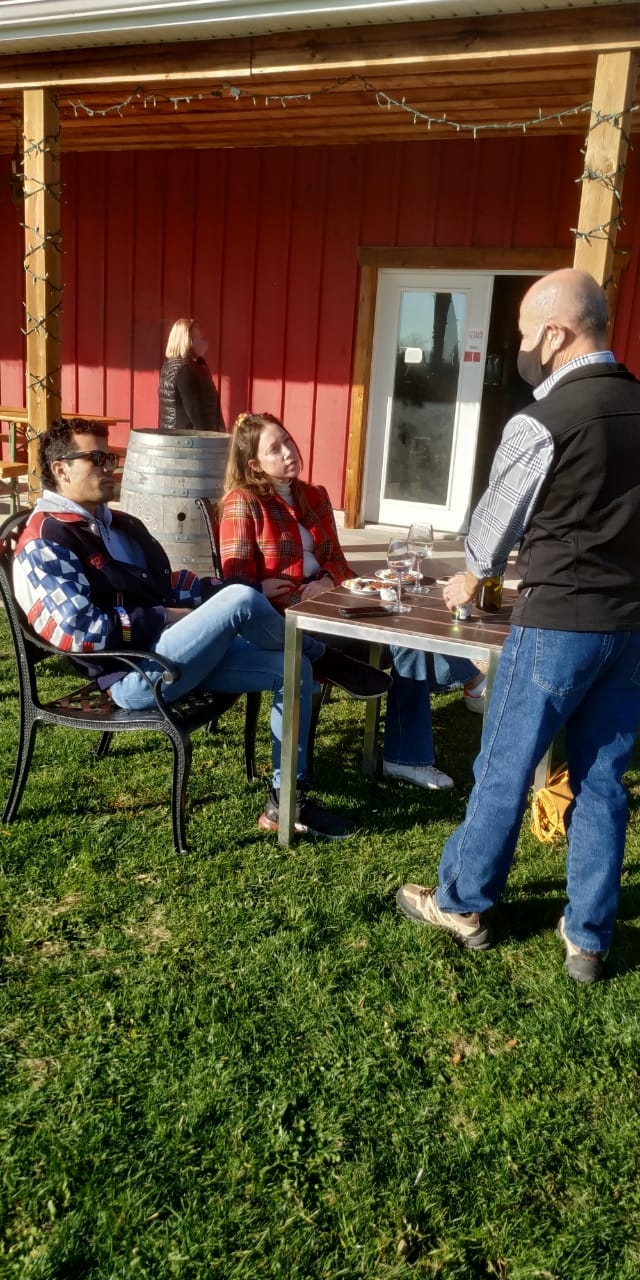 Cannabis and Wine Tour of Niagara Falls, Two Lakes Tours & Transportation | 7743 Weyburn Cir, Niagara Falls, ON L2H 2M5, Canada | Phone: (905) 321-9096
