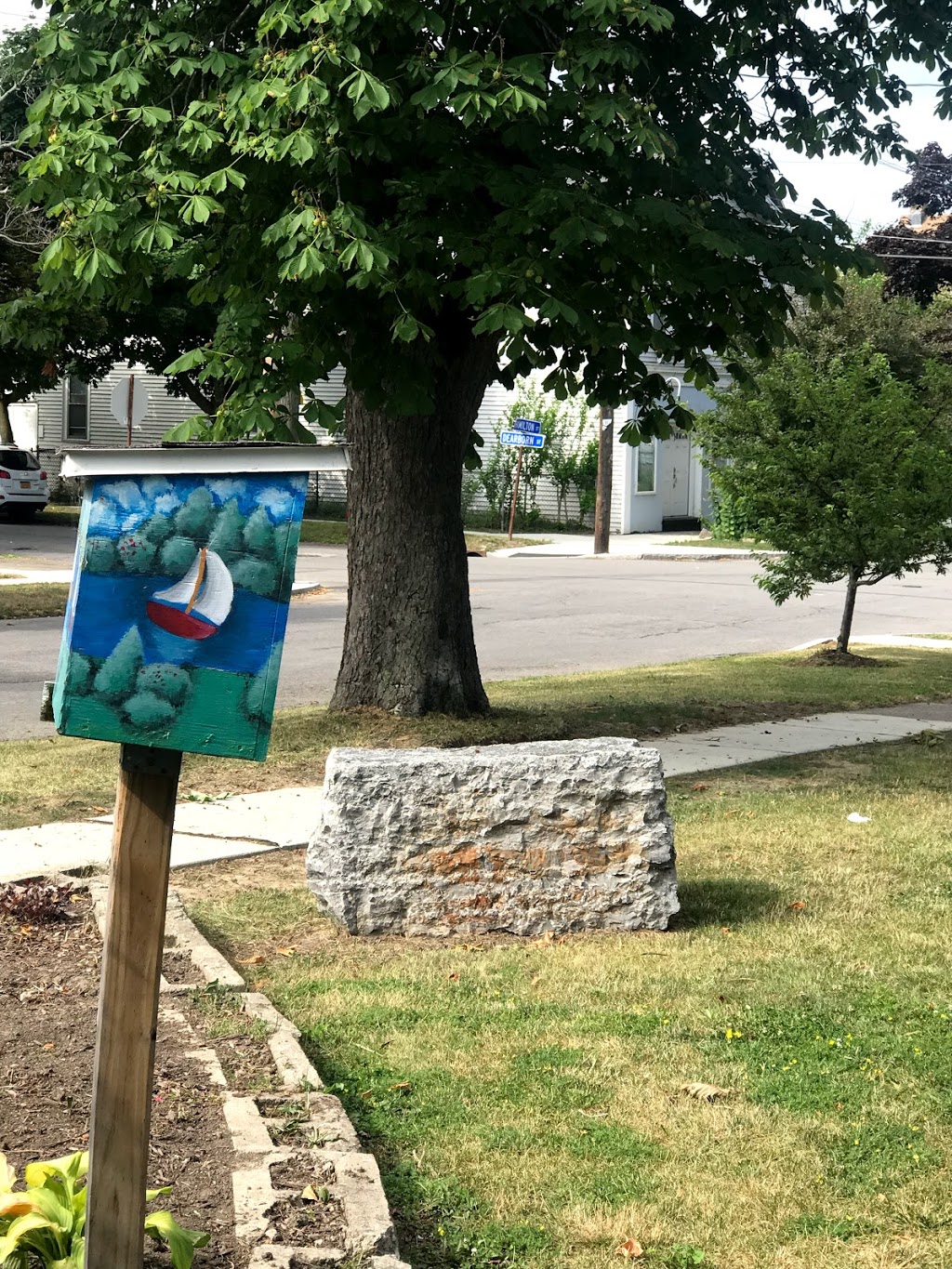 East Street little free library | 193 East St, Buffalo, NY 14207, USA