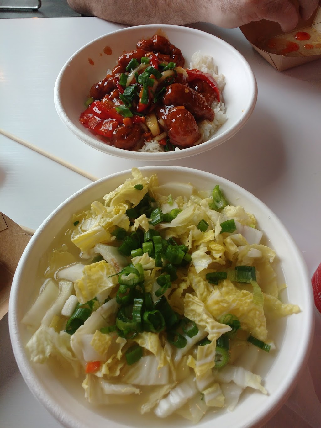 Thaïzone | 934 Rue Saint-Pierre, Drummondville, QC J2C 5A4, Canada | Phone: (819) 850-3366