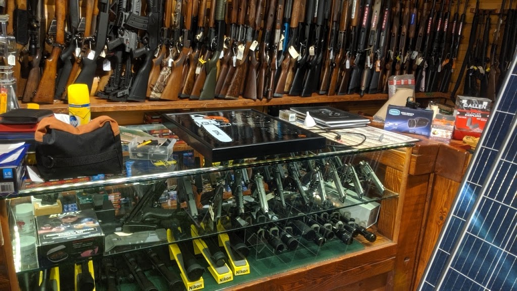Chasse et Pêche Tremblant | 302 QC-117, Mont-Tremblant, QC J8E 2X3, Canada | Phone: (819) 429-0808