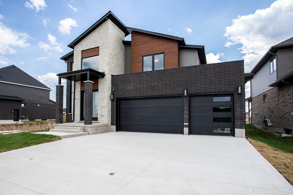 Mansion Homes | 509 Commissioners Rd W Suite 447, London, ON N6J 1Y5, Canada | Phone: (519) 913-2122