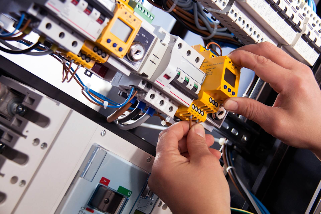 Hudco Electric Supply Ltd | 1084 Salk Rd Unit 5, Pickering, ON L1W 4B5, Canada | Phone: (905) 837-0884