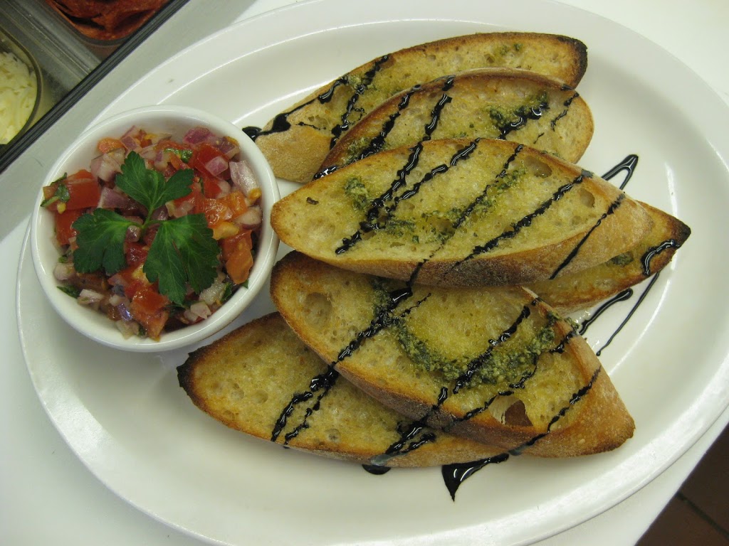 Don Marcos Italian Eatery | 248 Wellington St, Welland, ON L3B 1B5, Canada | Phone: (905) 714-4417