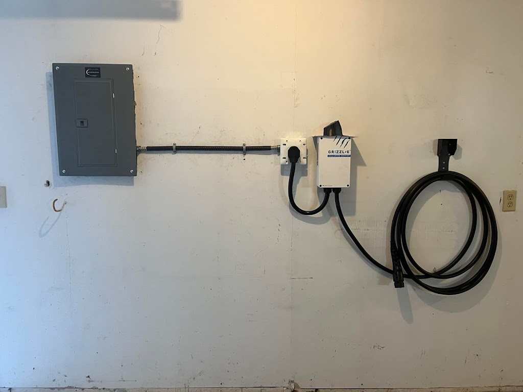 Lunar Electric | 16 Grant St, Perth, ON K7H 1X5, Canada | Phone: (613) 812-6695