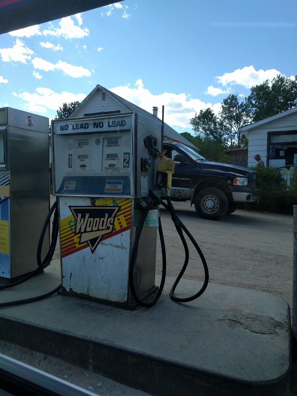Cunninghams Country Store | 35513 Hwy 28, McArthurs Mills, ON K0L 2M0, Canada | Phone: (613) 332-1496