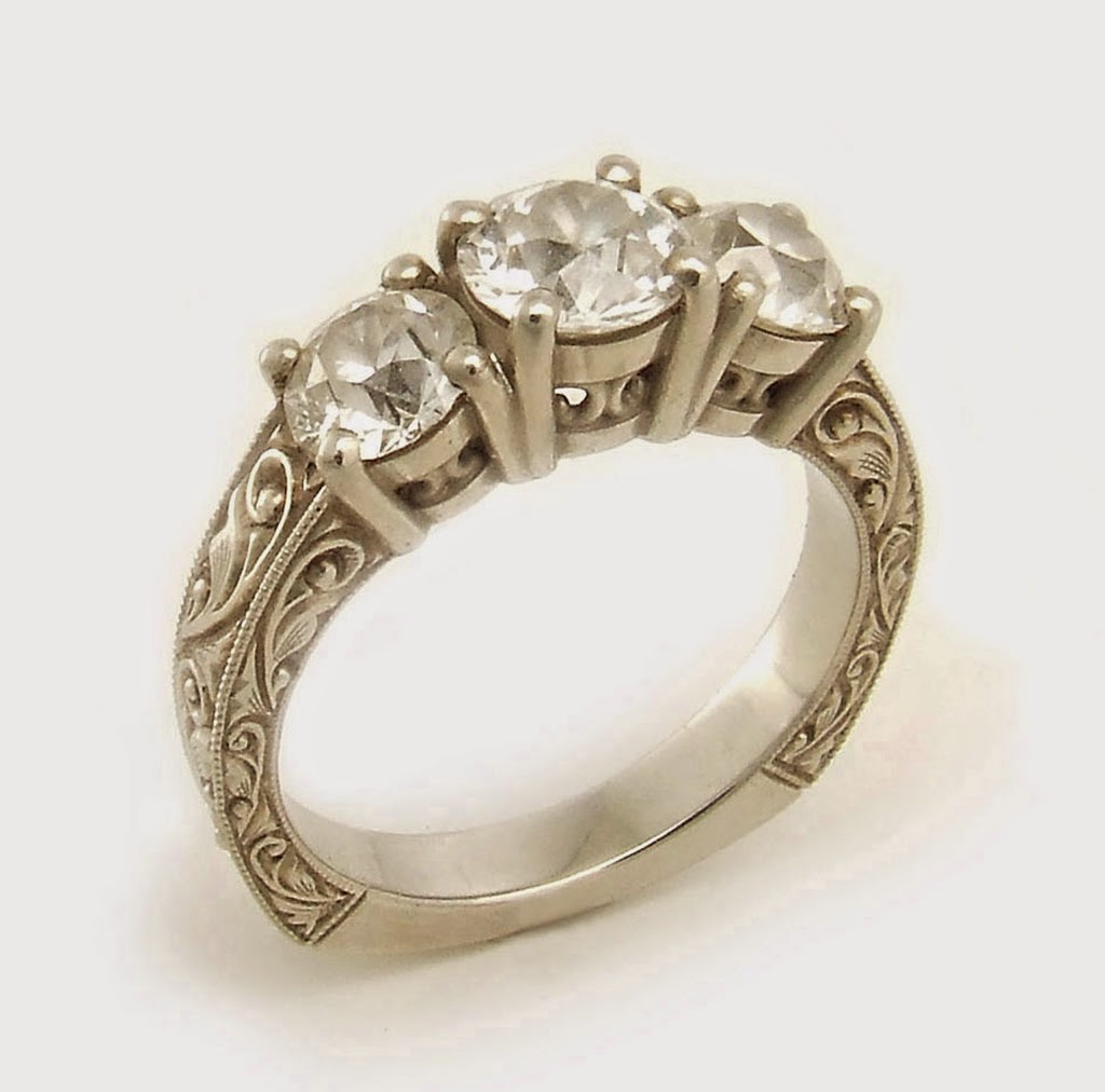 Suzanne Crudden Custom Jewellery | 116 Sherbourne St, Toronto, ON M5A 2R2, Canada | Phone: (416) 788-2875
